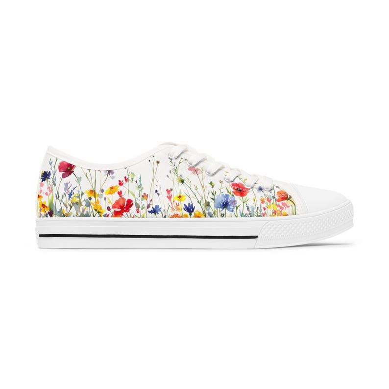 Colorful Women's Low Top Sneaker Wildflower Floral Sneakers